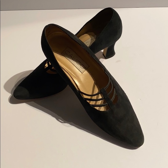 Vintage Black Suede Leather Designer Heels!!! - Picture 2 of 6